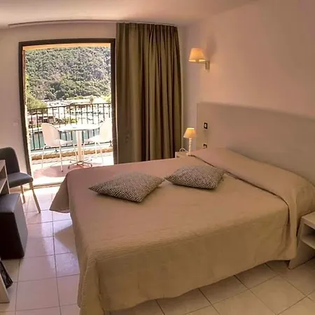 Le Romantique 2* Ota (Corse-du-Sud)
