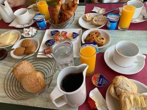 Le Romantique מלון 2*